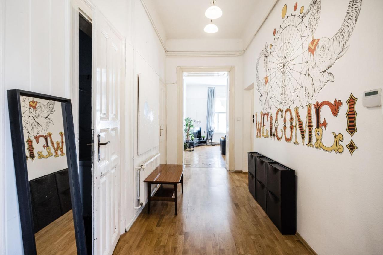 בודפשט Downtown Circus Apartment מראה חיצוני תמונה